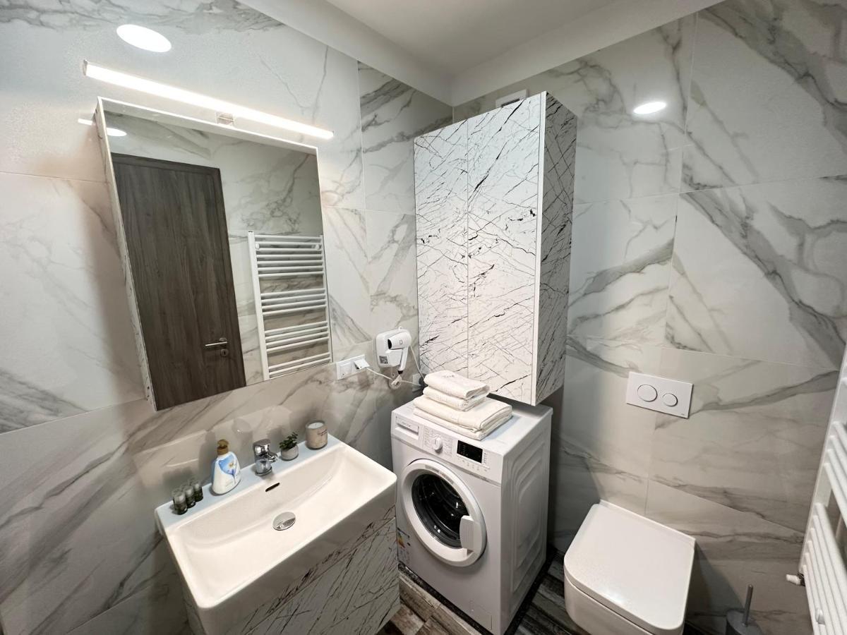 Deluxe Cozy Apartments - Coresi Mall #Braşov Extérieur photo