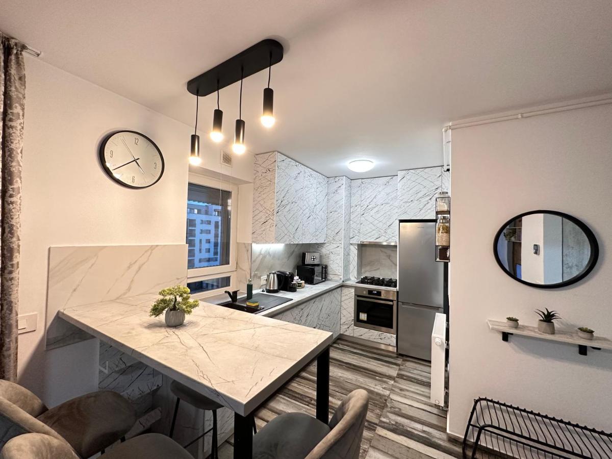 Deluxe Cozy Apartments - Coresi Mall #Braşov Extérieur photo