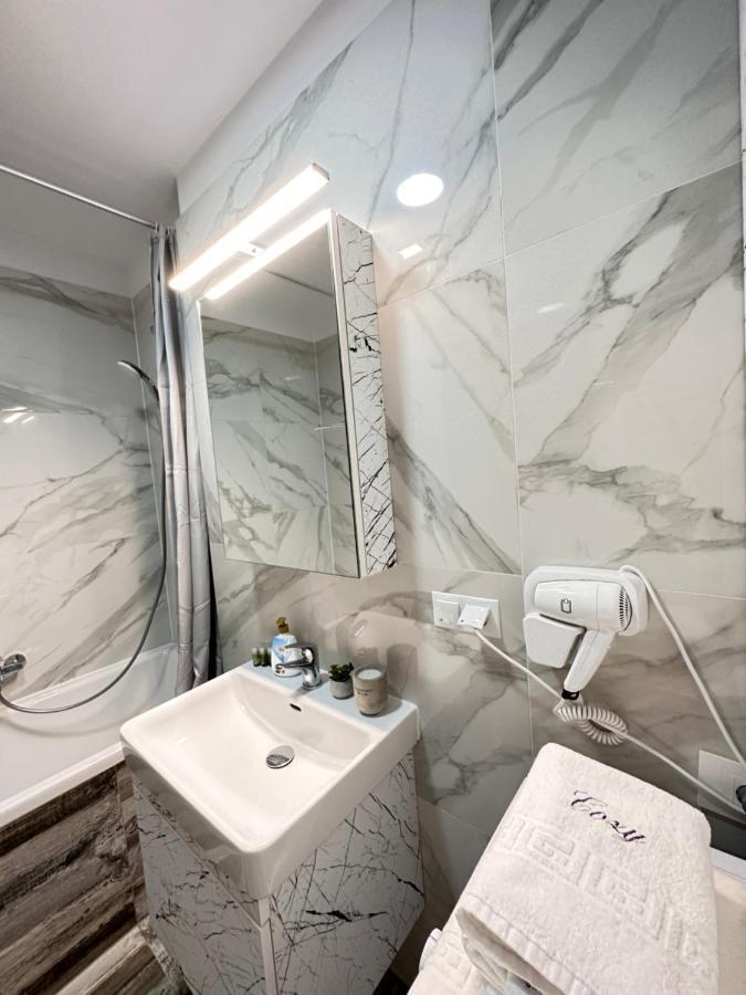 Deluxe Cozy Apartments - Coresi Mall #Braşov Extérieur photo