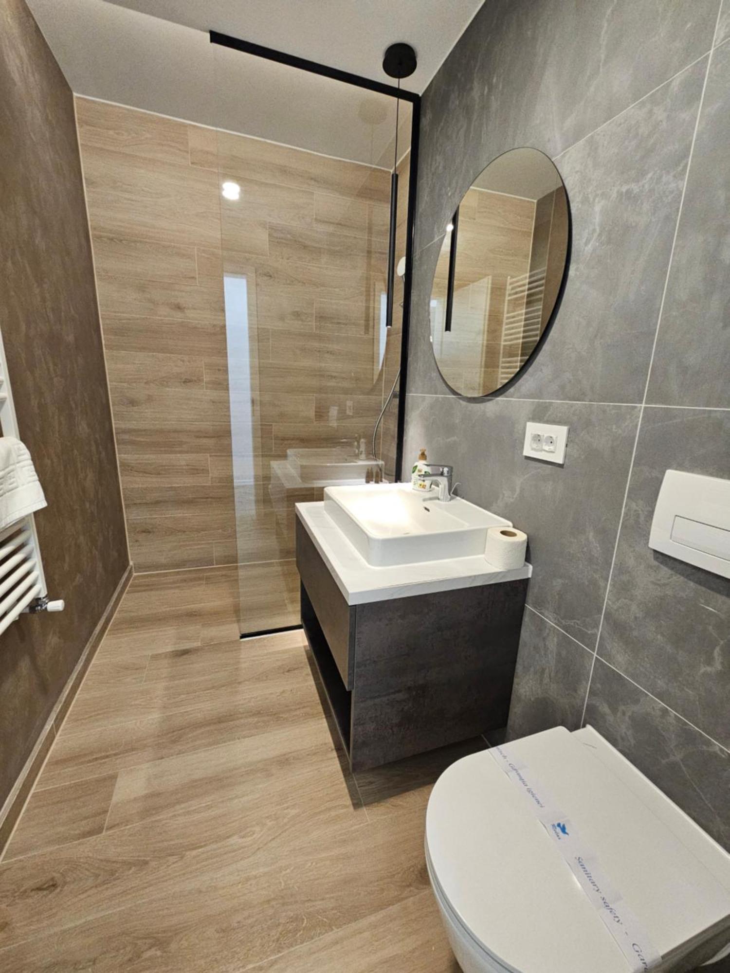 Deluxe Cozy Apartments - Coresi Mall #Braşov Extérieur photo